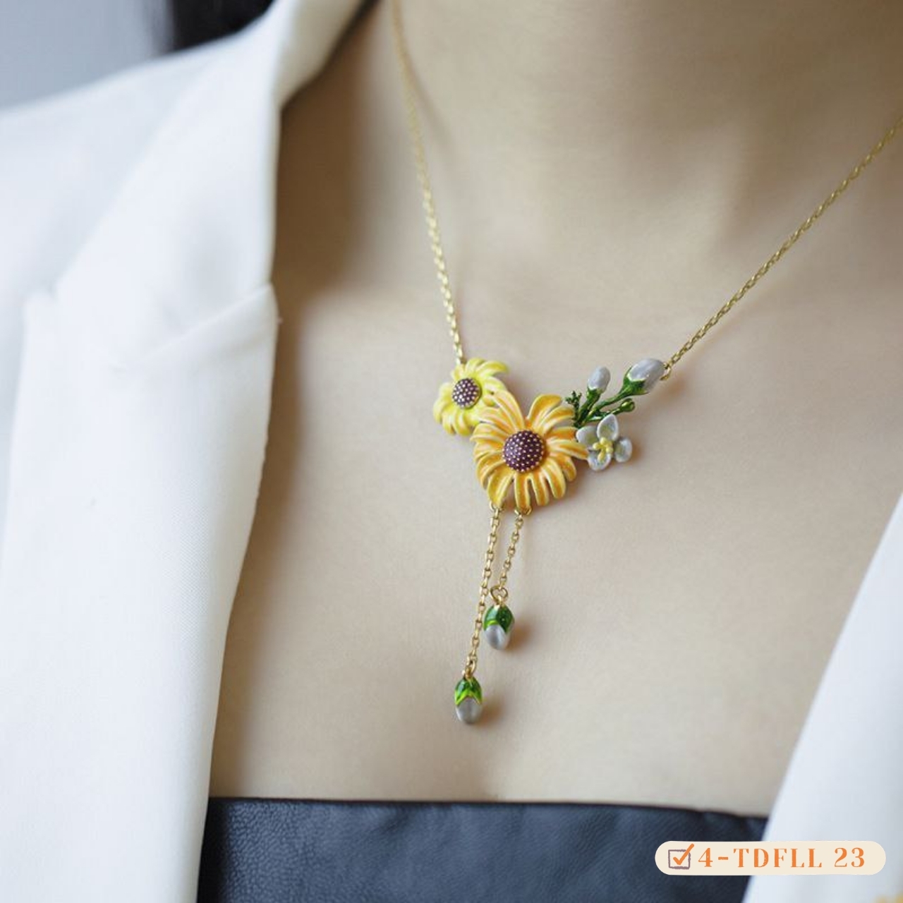 #珐琅 #珐琅花配饰 项链 胸针 戒指