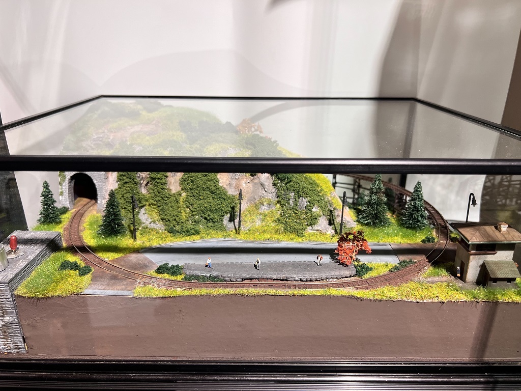 場景 Z規 (含玻璃罩、控制器)