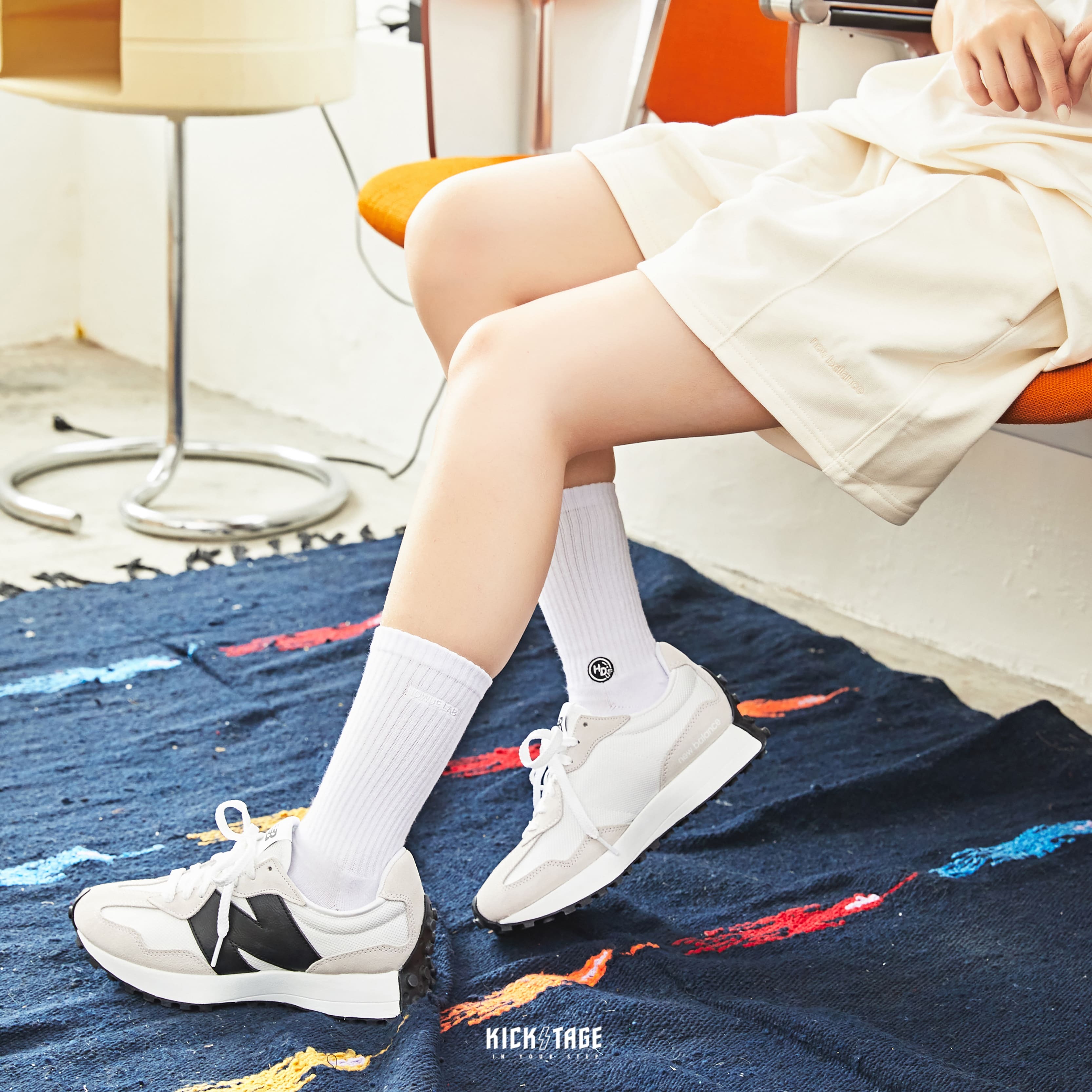 <特價，不退換> NEW BALANCE 327 NB327 海鹽 黑白 皮革大N 拼接 休閒鞋【MS327CWB】