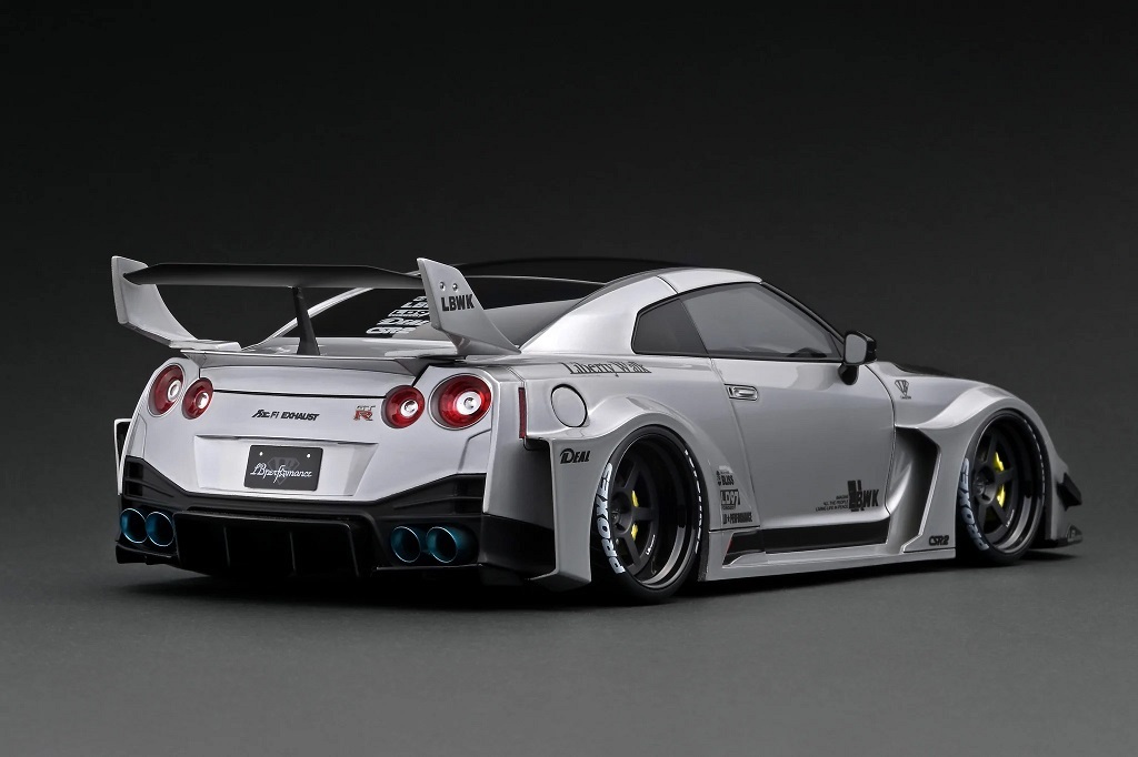 1/18 IG LB-Silhouette Works GT Nissan 35GT-RR Silver (IG2356 )