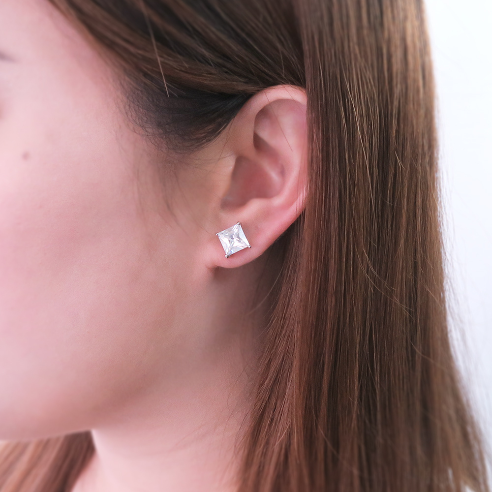 極簡方形 7mm 單鑽耳環 爪鑲設計 925純銀耳環 必備款 女生耳環