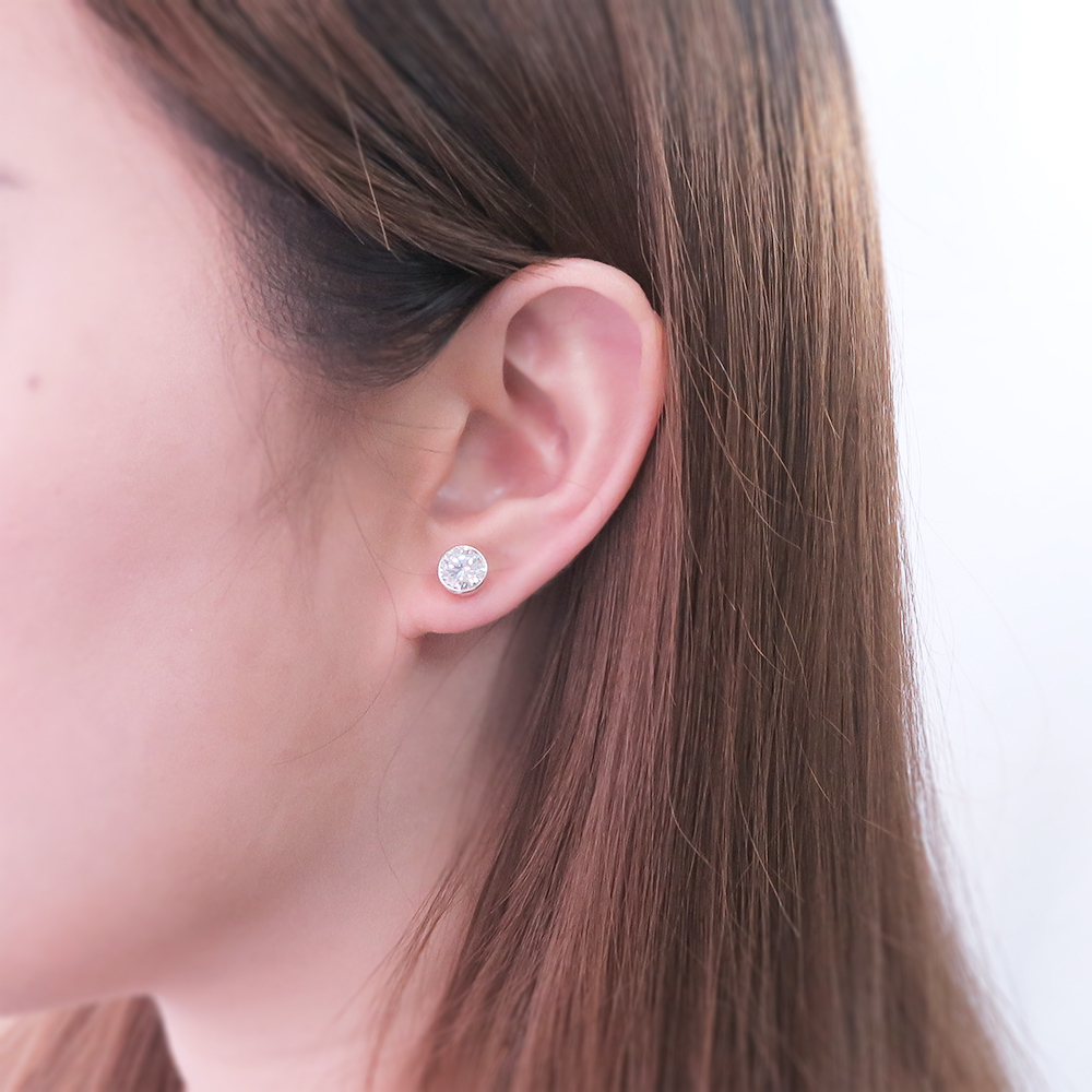 極簡圓形 7mm 單鑽耳環 包鑲設計 925純銀耳環 必備款 女生耳環