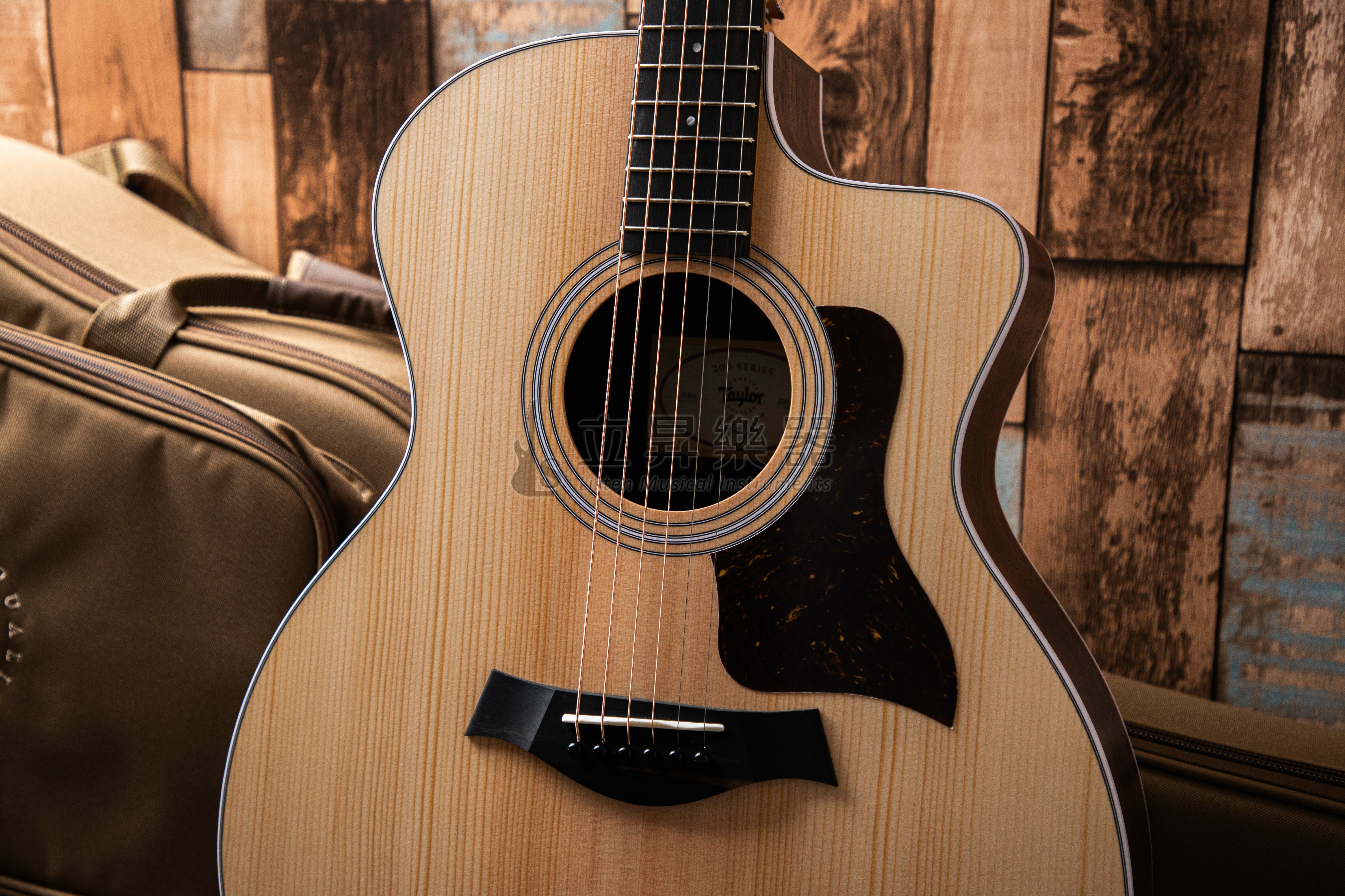 【現貨供應】Taylor 214CE 木吉他 雲杉面單 玫瑰木側背板 ES-2 拾音器 附原廠琴袋