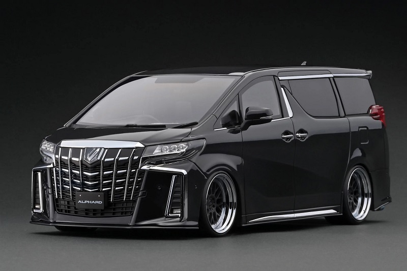 1/18 IG Toyota Alphard (H30W) Executive Lounge S Black (IG2432 )