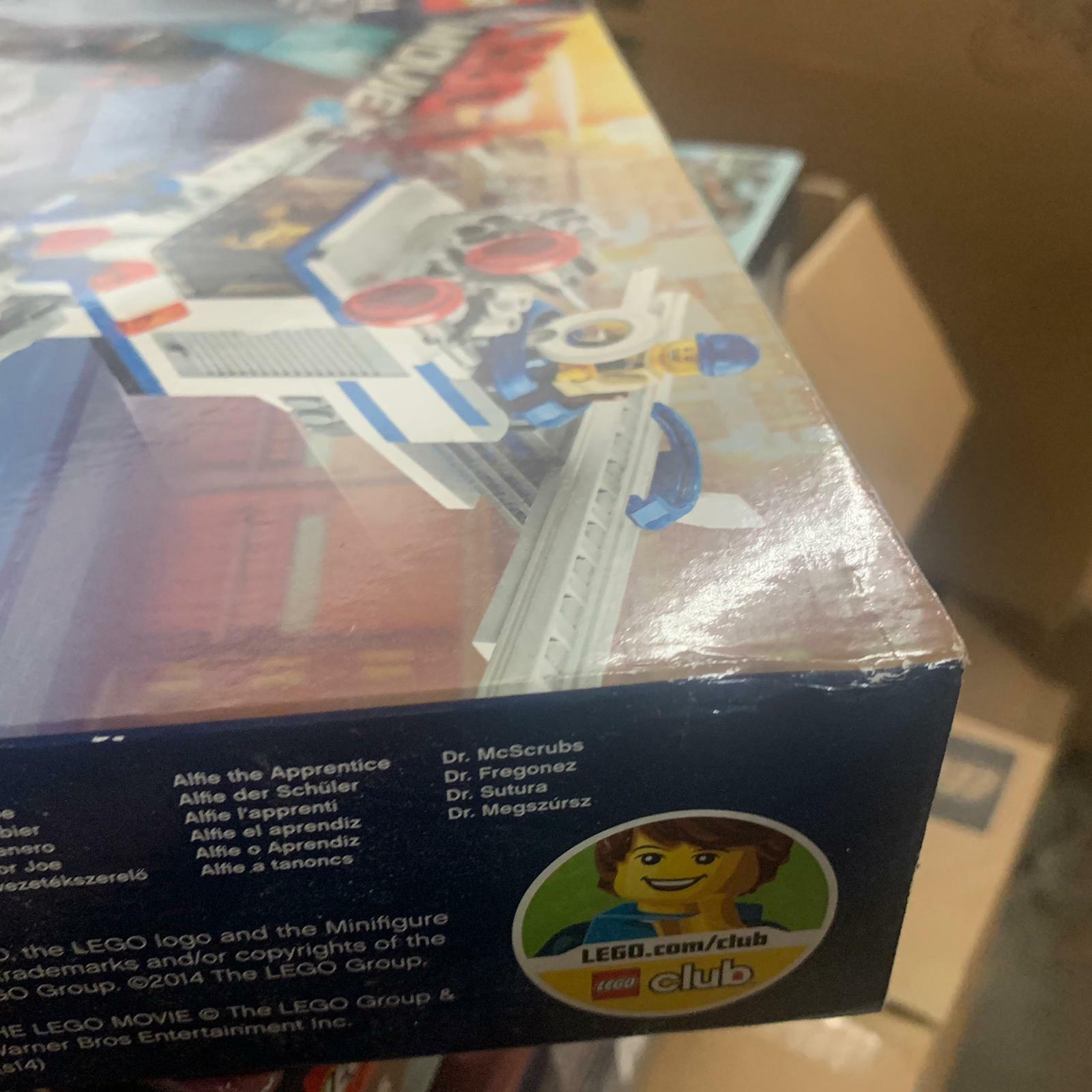 LEGO 70811: The Flying Flusher (盒小凹)