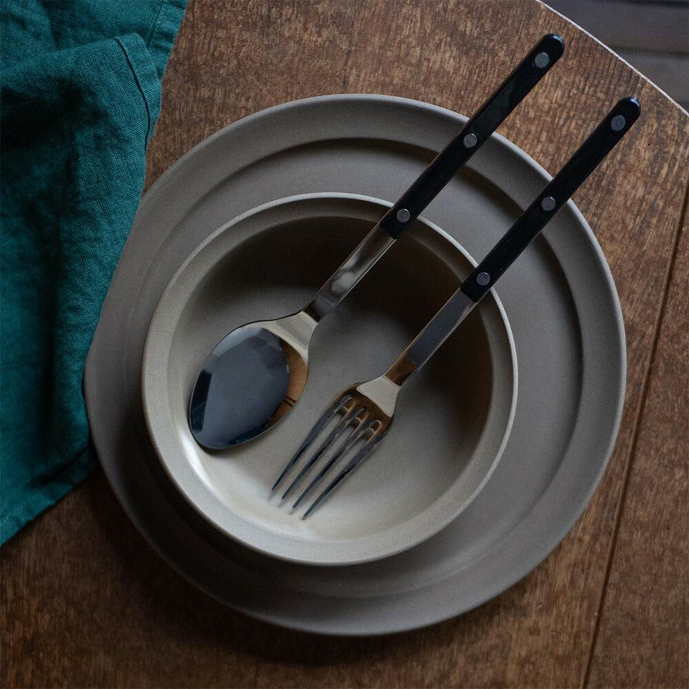 SABRE | Bistrot 復古酒館鈕扣系列 | 配餐用叉匙組 | 亮面 | 黑