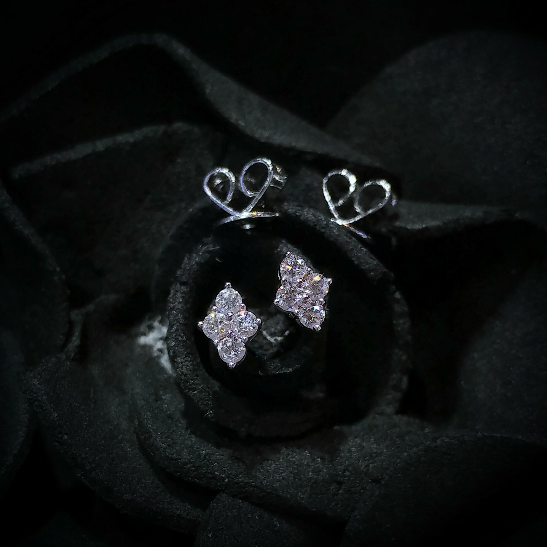 18K White Gold 0.14ct Diamond Earrings