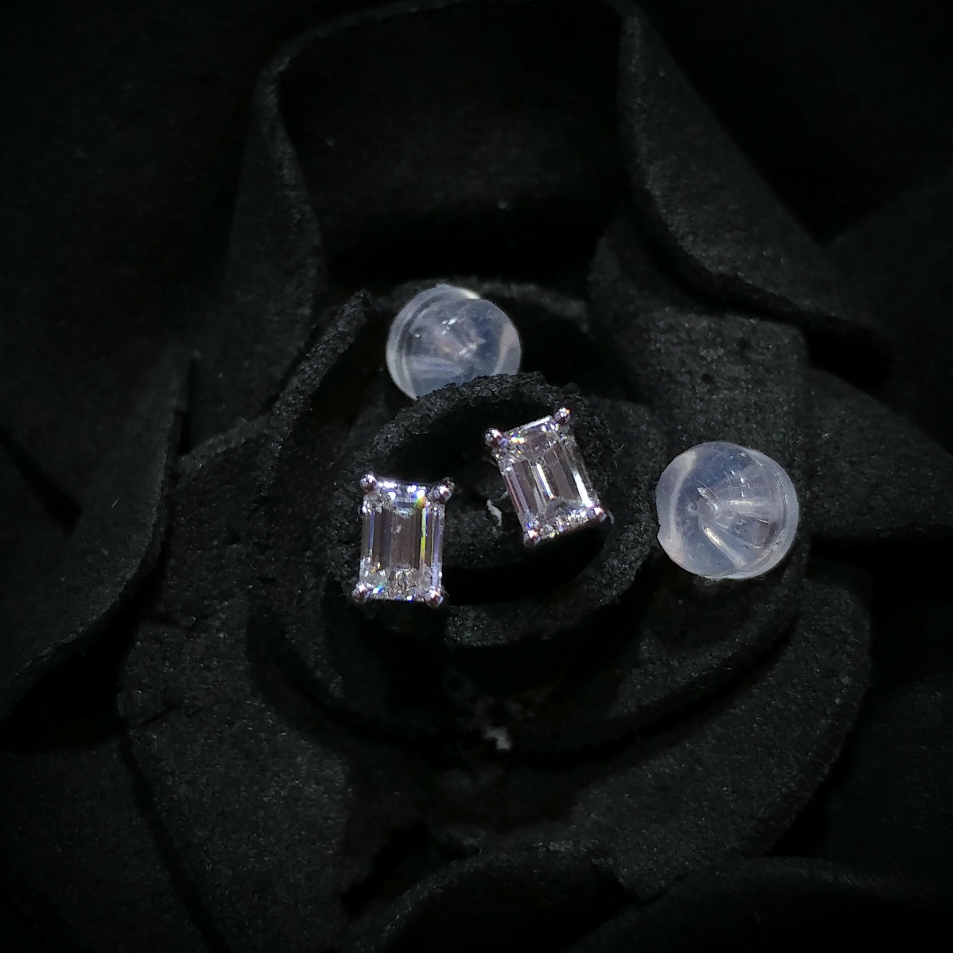 全新18K白金【主石40份方形鑽石】耳環