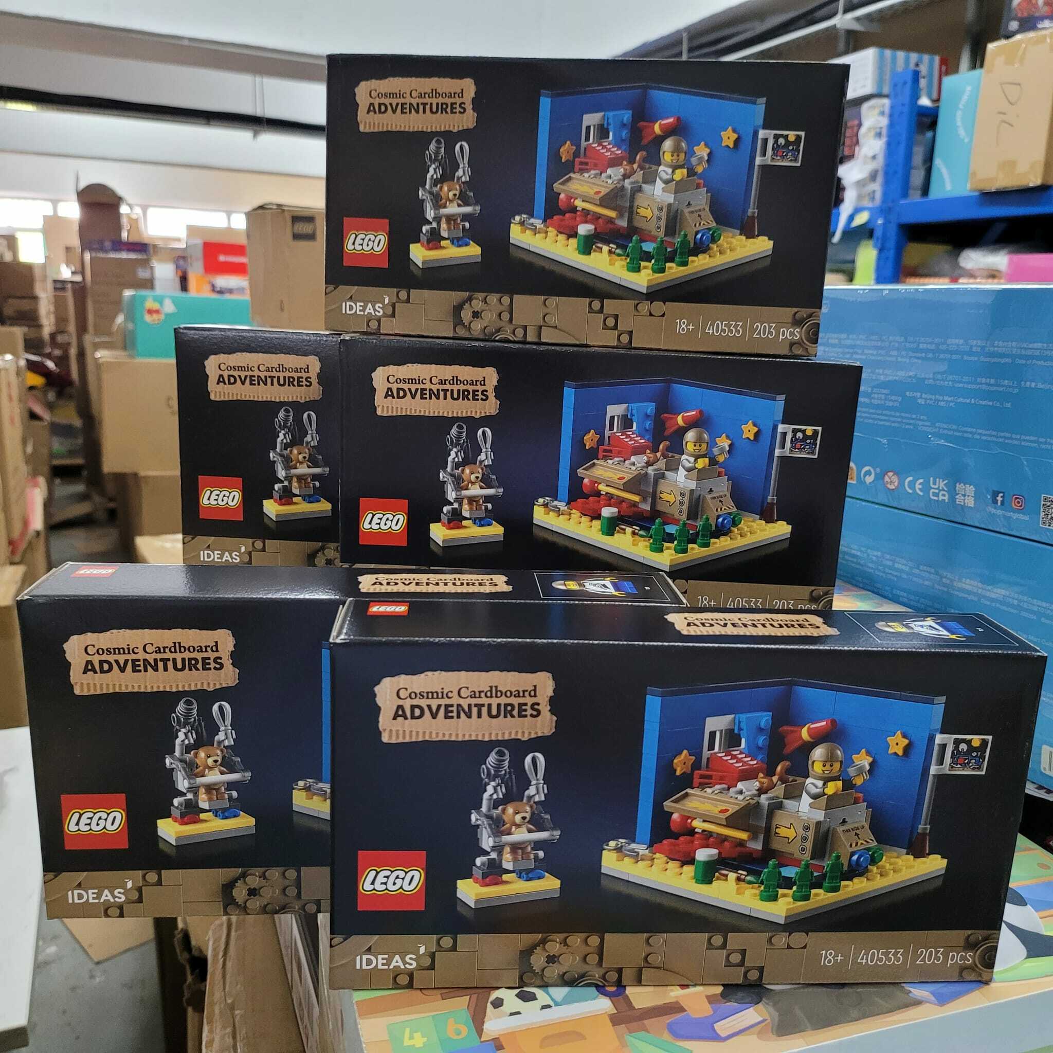 LEGO 40533 Cosmic Cardboard Adventures 紙板號太空冒險 (Miscellaneous)