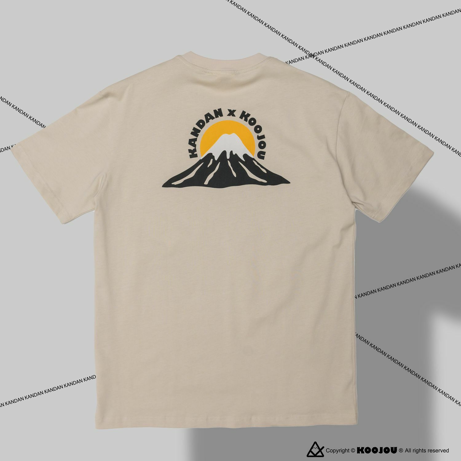 KID ® KANDAN x KOOJOU 聯名山脈日出短T 沙色