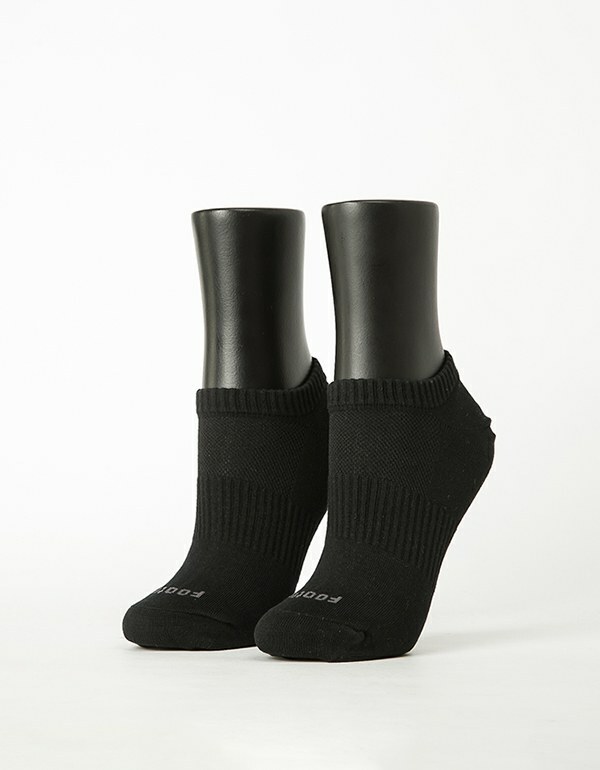 【Footer】單色船型薄襪 Q71M