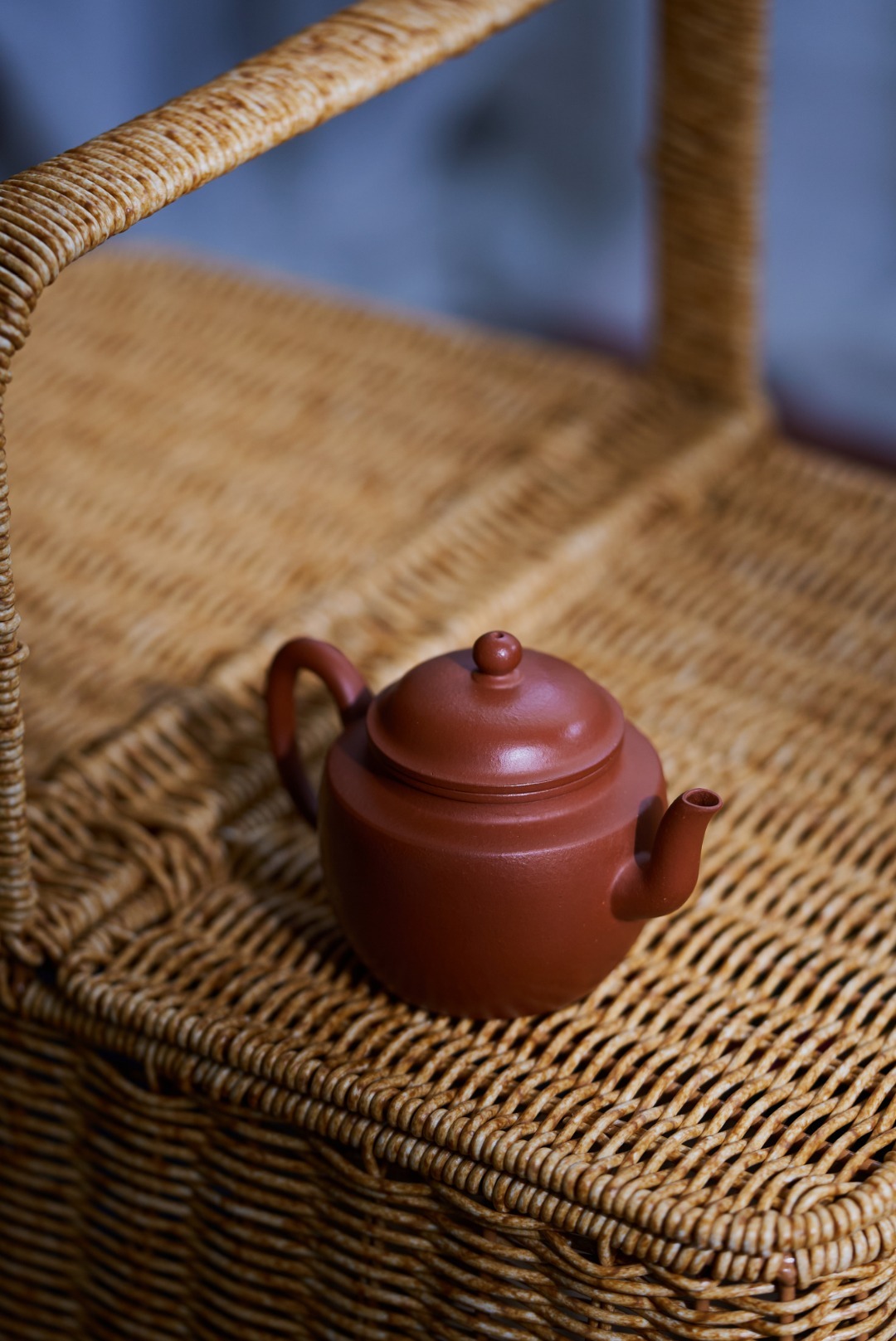 【高燈】--造型清新自然，氣韻高雅 宮燈造型始於清代雍正年間，古典優美。