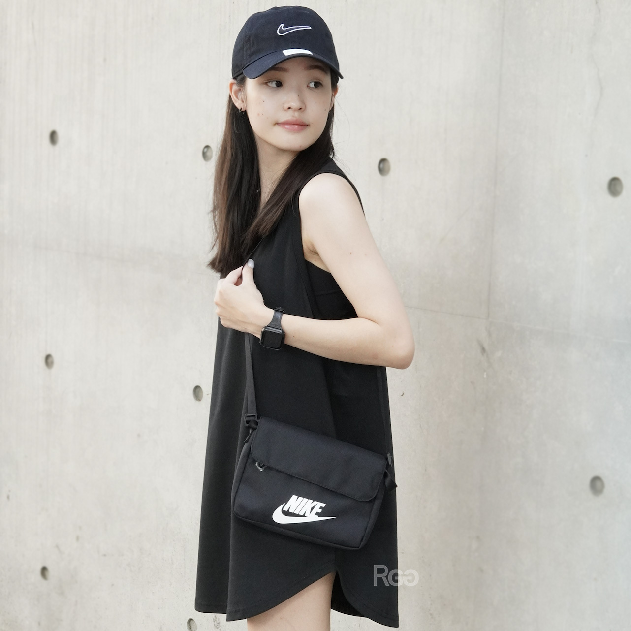 Nike W Nsw Futura 365 Crossbody 側背小方包 (CW9300-010)