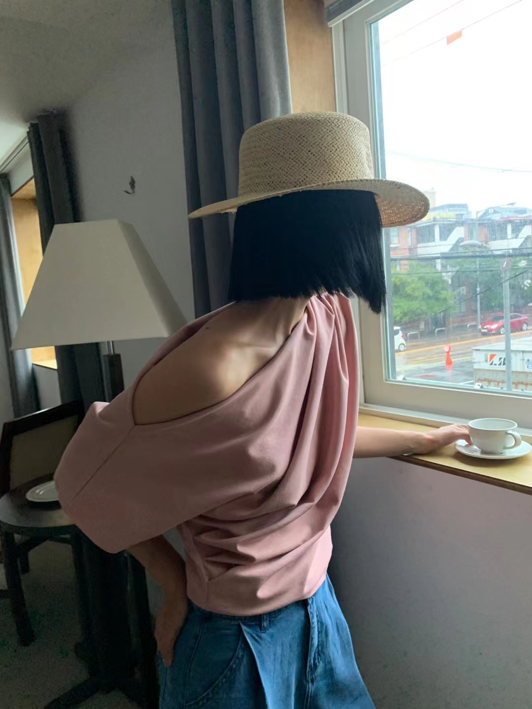 LCA017 兩著露單肩修腰半袖上衣