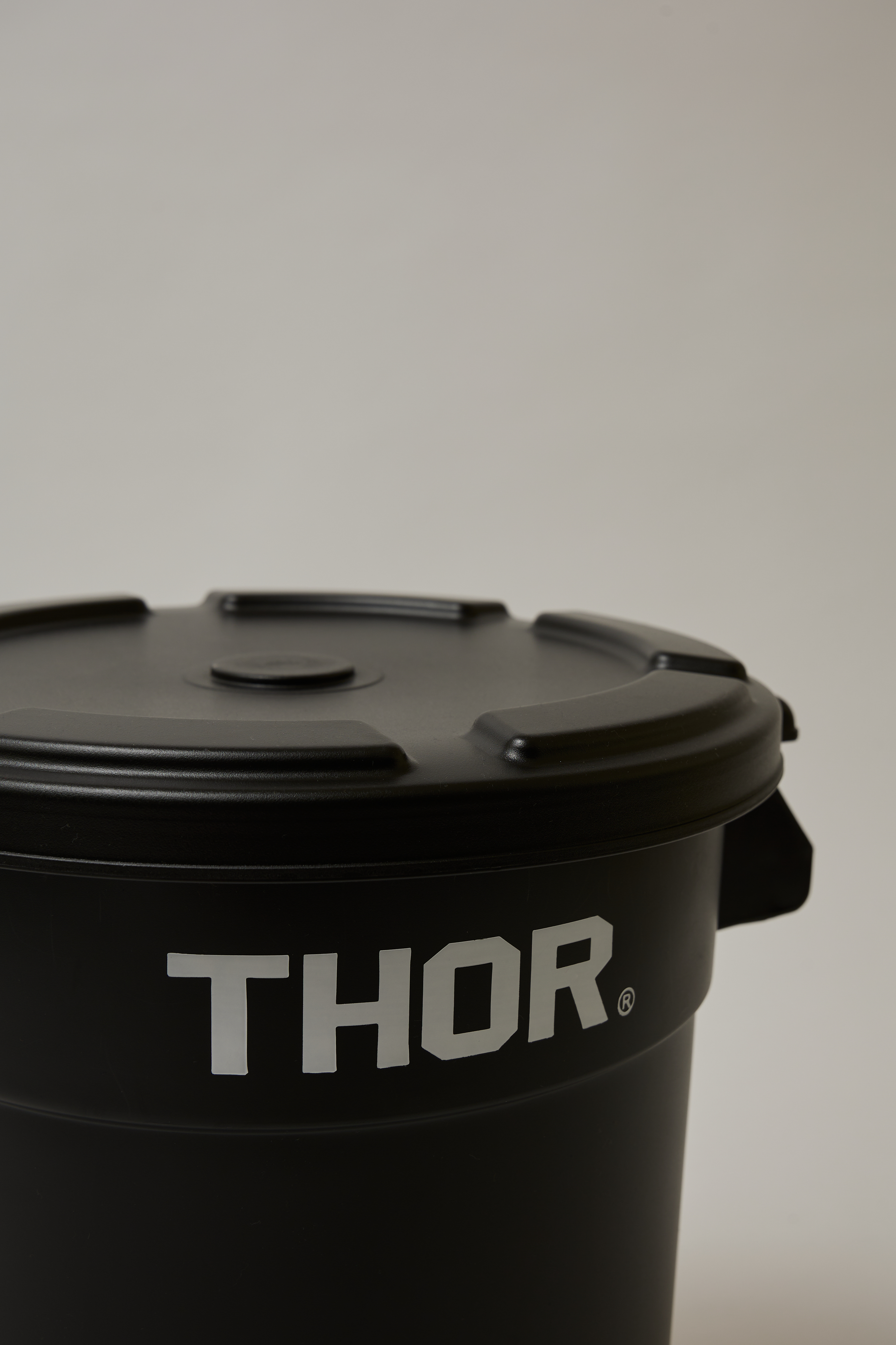 Thor Round Container “23L / BLACK