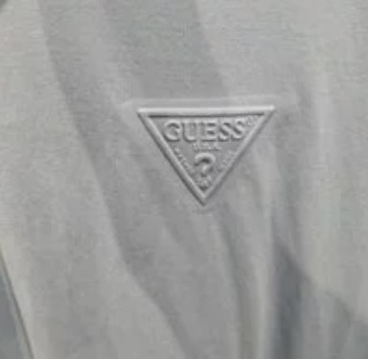 [S] GUESS UNISEX TRIANGLE EMBO SHORT SLEEVE T-SHIRT,LIGHT BLUE, NM2K0366-LBL [FINAL SALE] (SGU71)