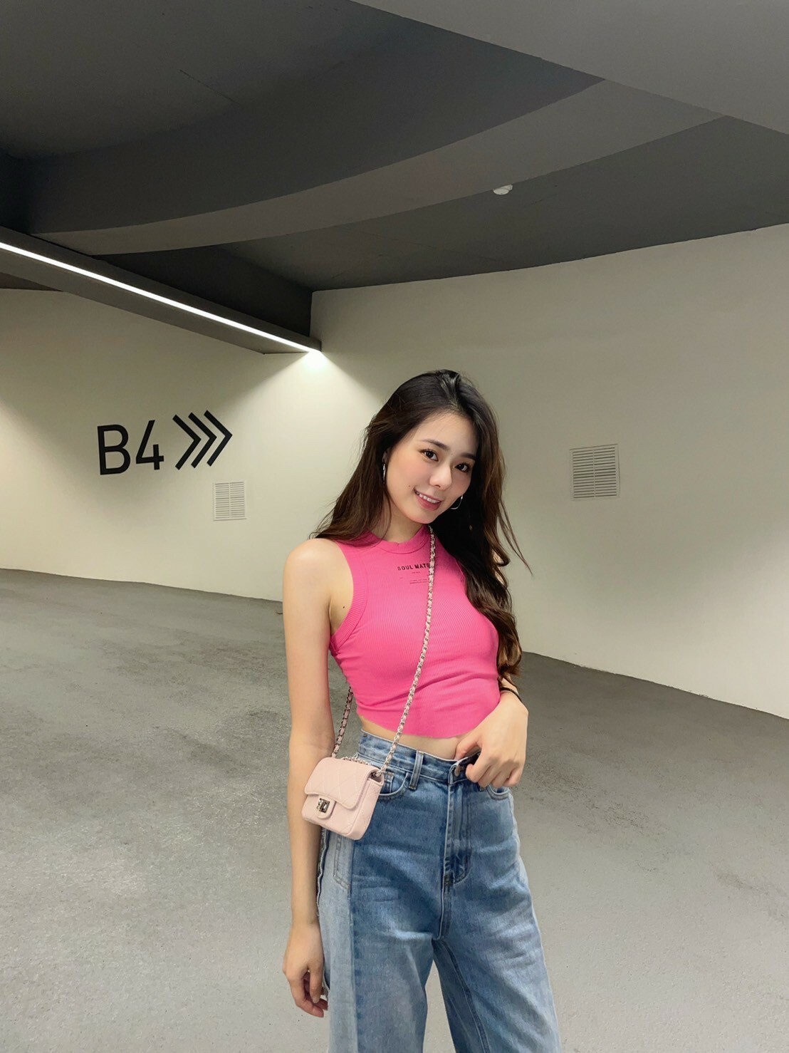 菱格鍊帶小香風