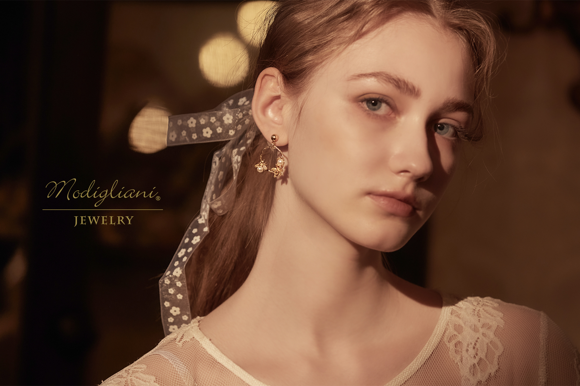 黃銅飾品,耳環,飾品,黃銅,鋯石,花草,氣質,蜜蜂,施華洛世奇水晶珍珠,精緻