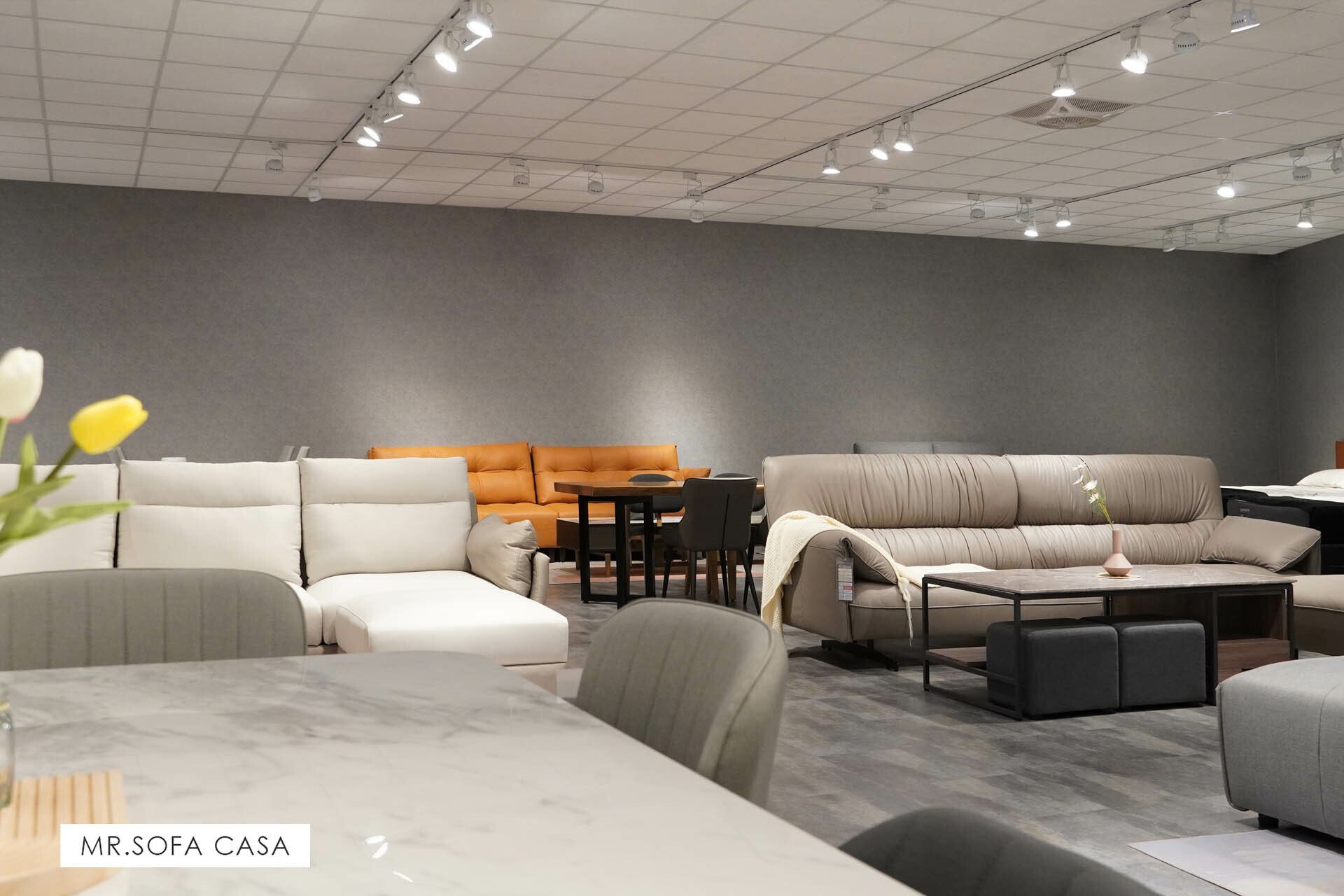 沙發先生家居台南館