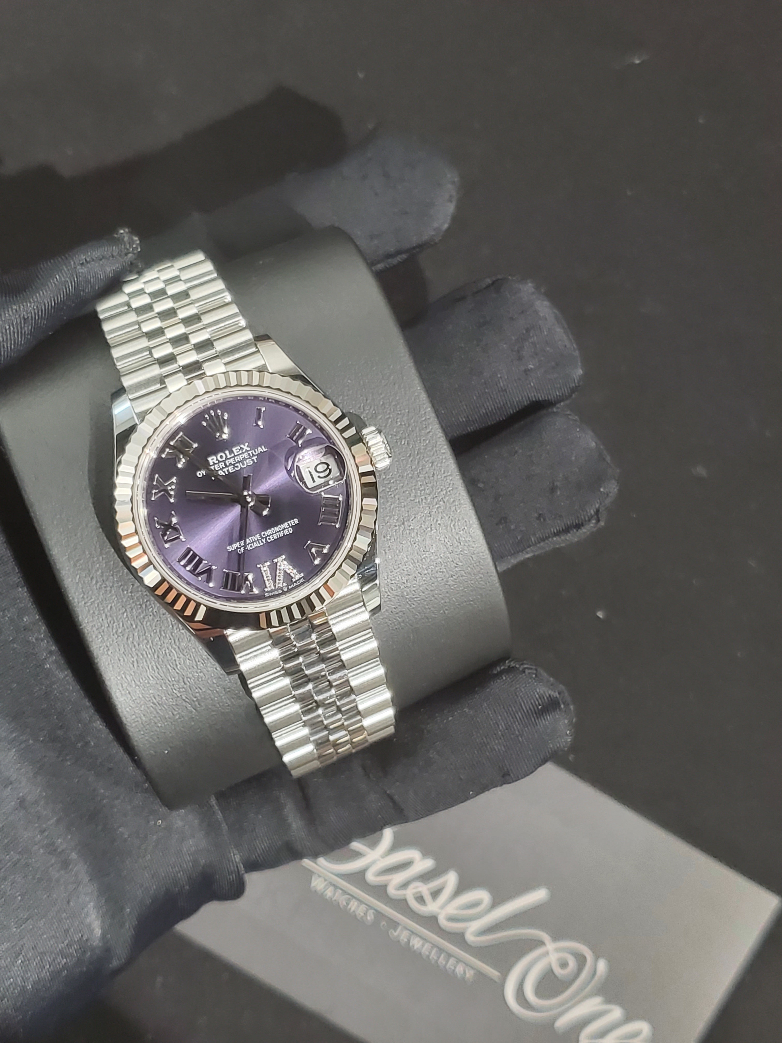 Rolex discount purple datejust