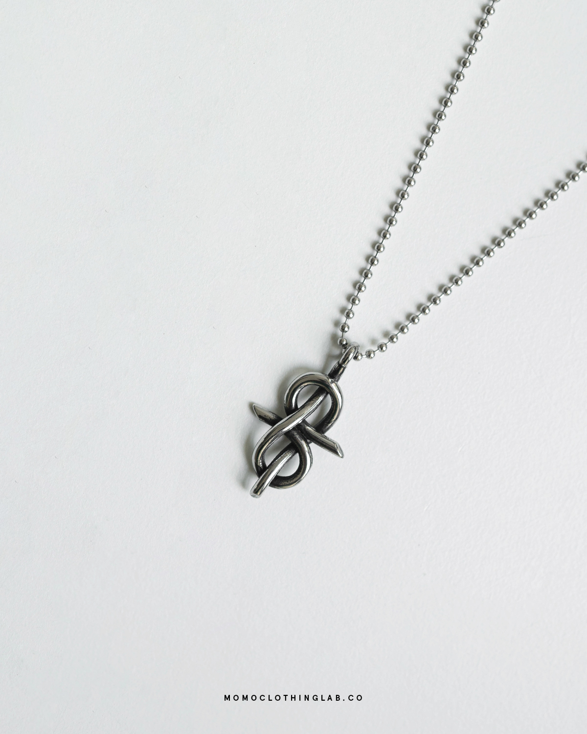 #現貨 (ACCN574) 鋼項鍊 復古荊棘藤結