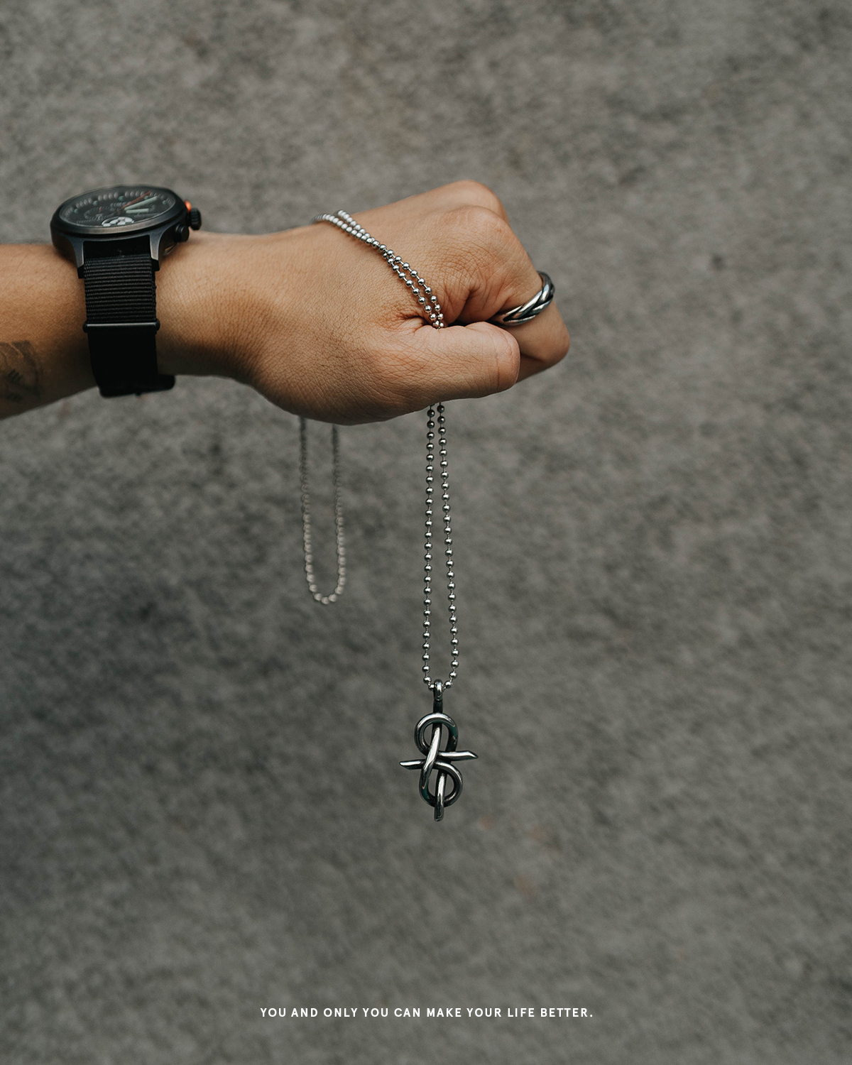 #現貨 (ACCN574) 鋼項鍊 復古荊棘藤結