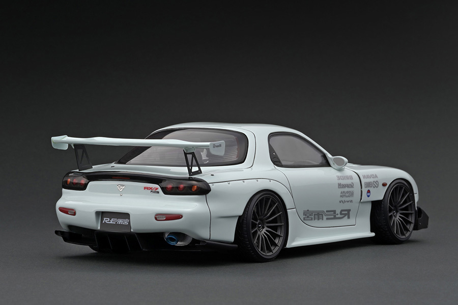 1/18 IG MAZDA RX-7 (FD3S) RE Amemiya White (IG2232)