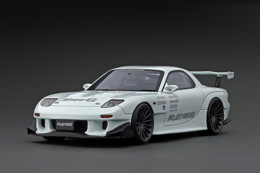 1/18 IG MAZDA RX-7 (FD3S) RE Amemiya White (IG2232)