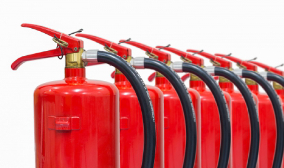 滅火器種類有哪些？解析6種滅火器優缺點，教你正確使用方法