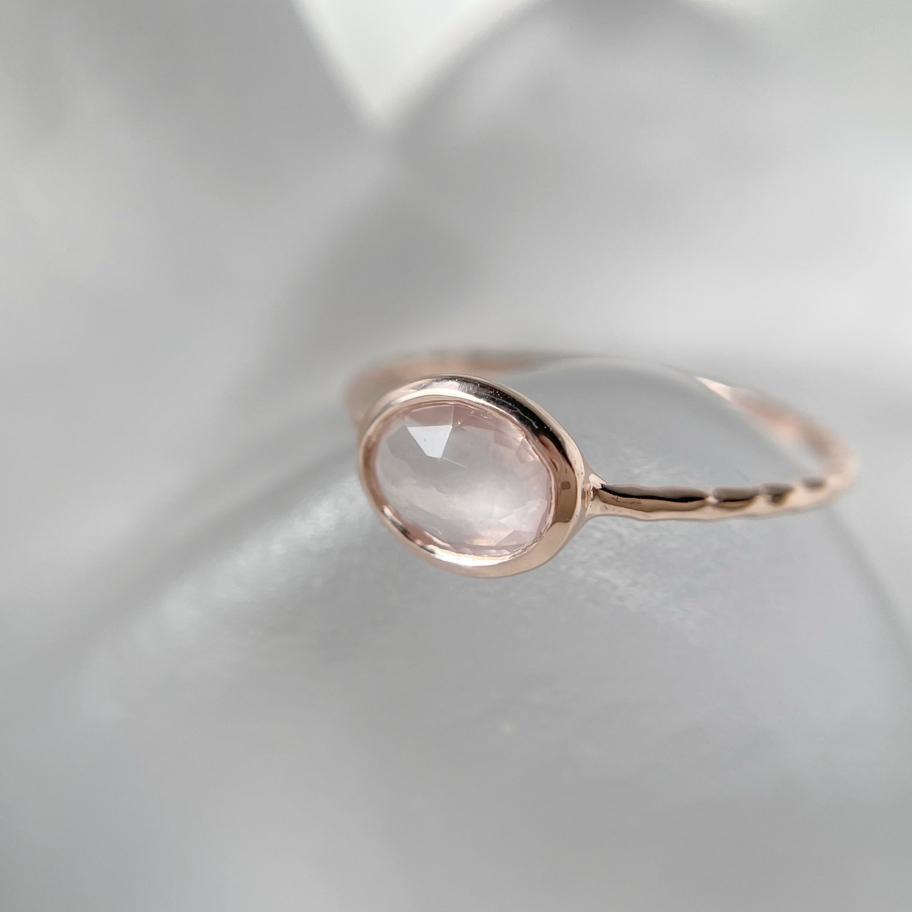 大橢圓粉晶細戒