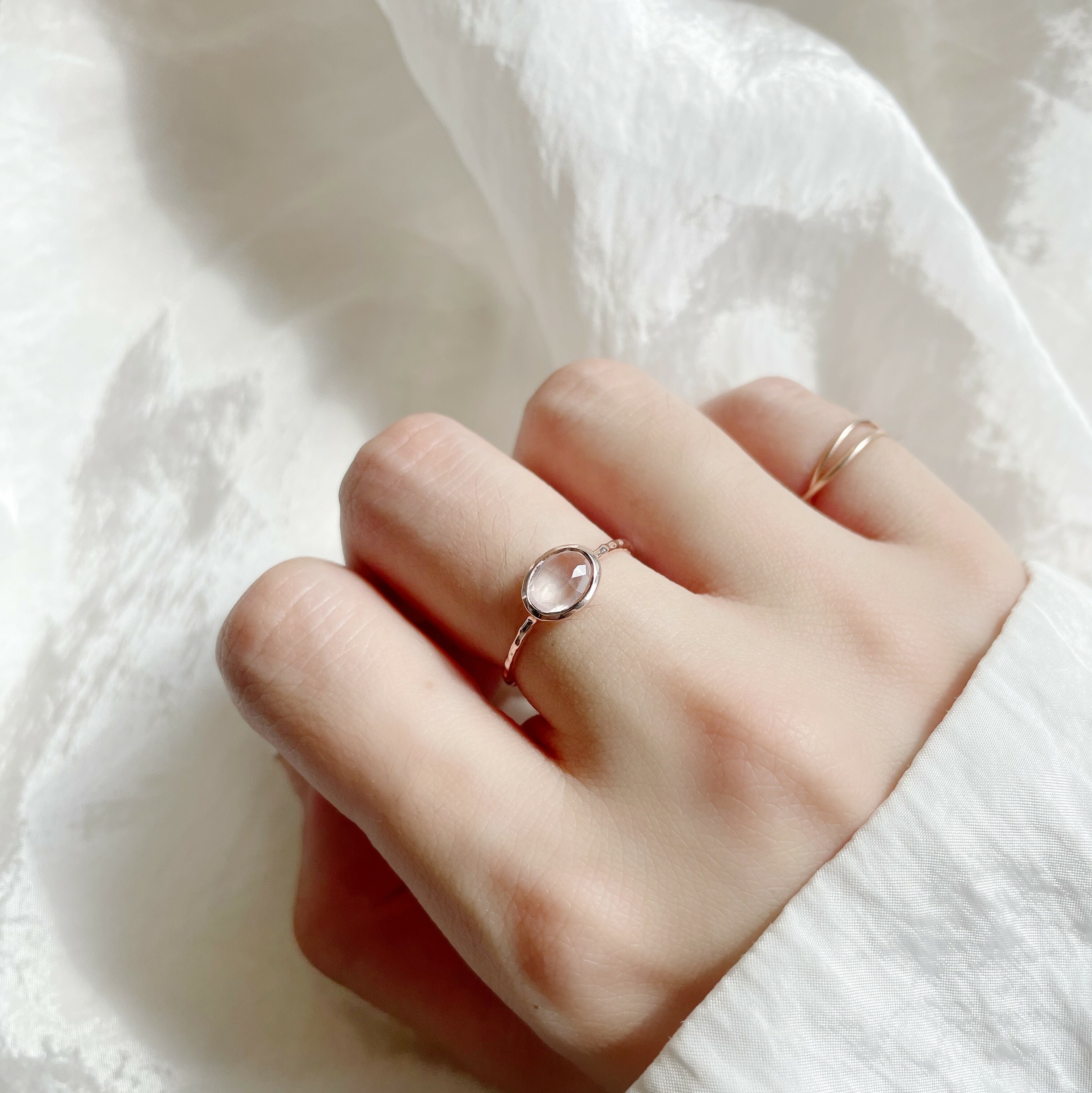 大橢圓粉晶細戒