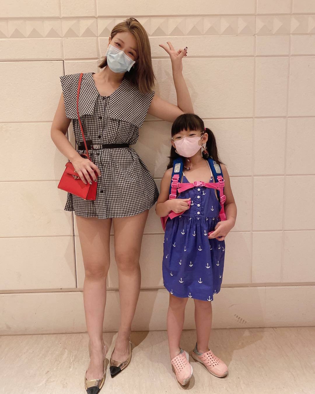 大翻領黑白格紋洋裝