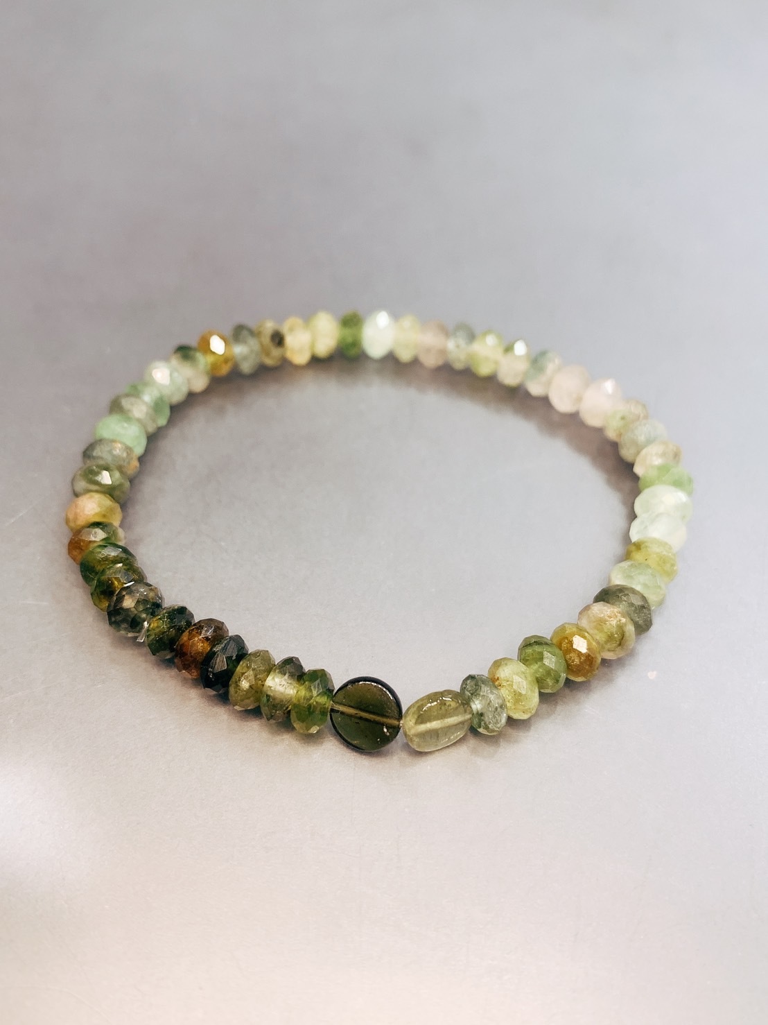 世界名畫系列_早晨散步02 丨十月丨綠色系碧璽丨事業與人際關係