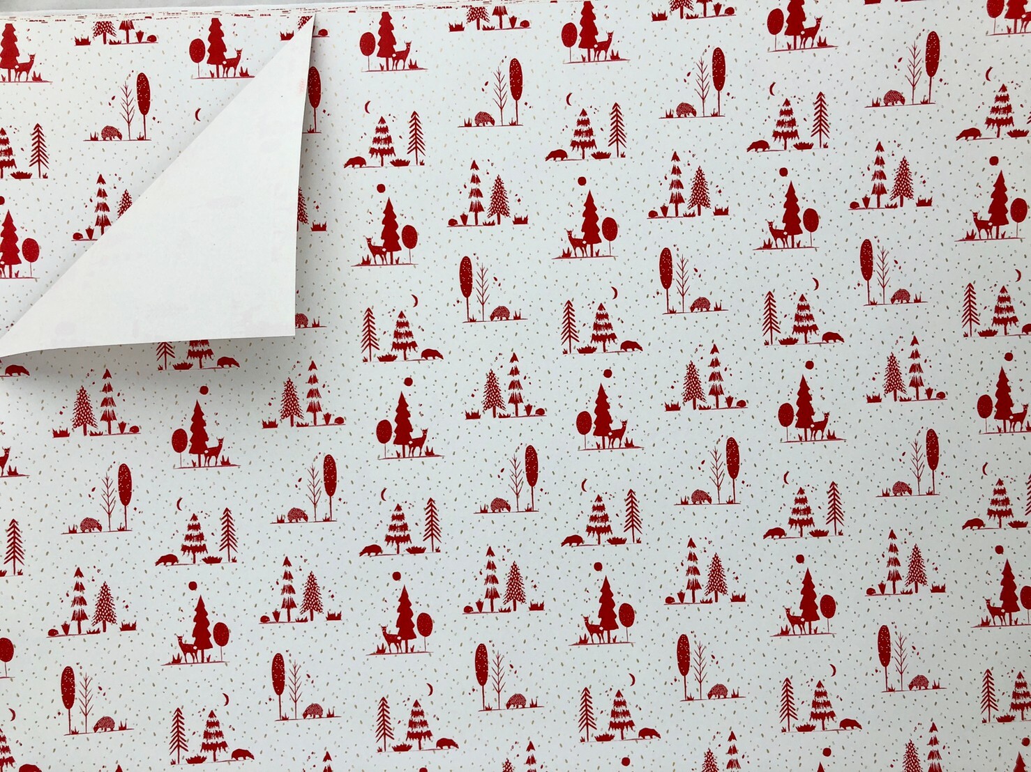 奇幻雪國/灑點狀金箔/歐洲進口包裝紙