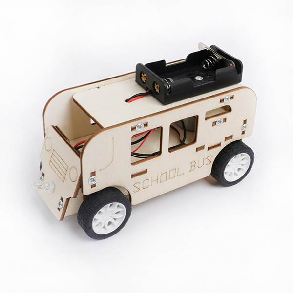 STEM 拼裝電動校車手工材料包 C-45