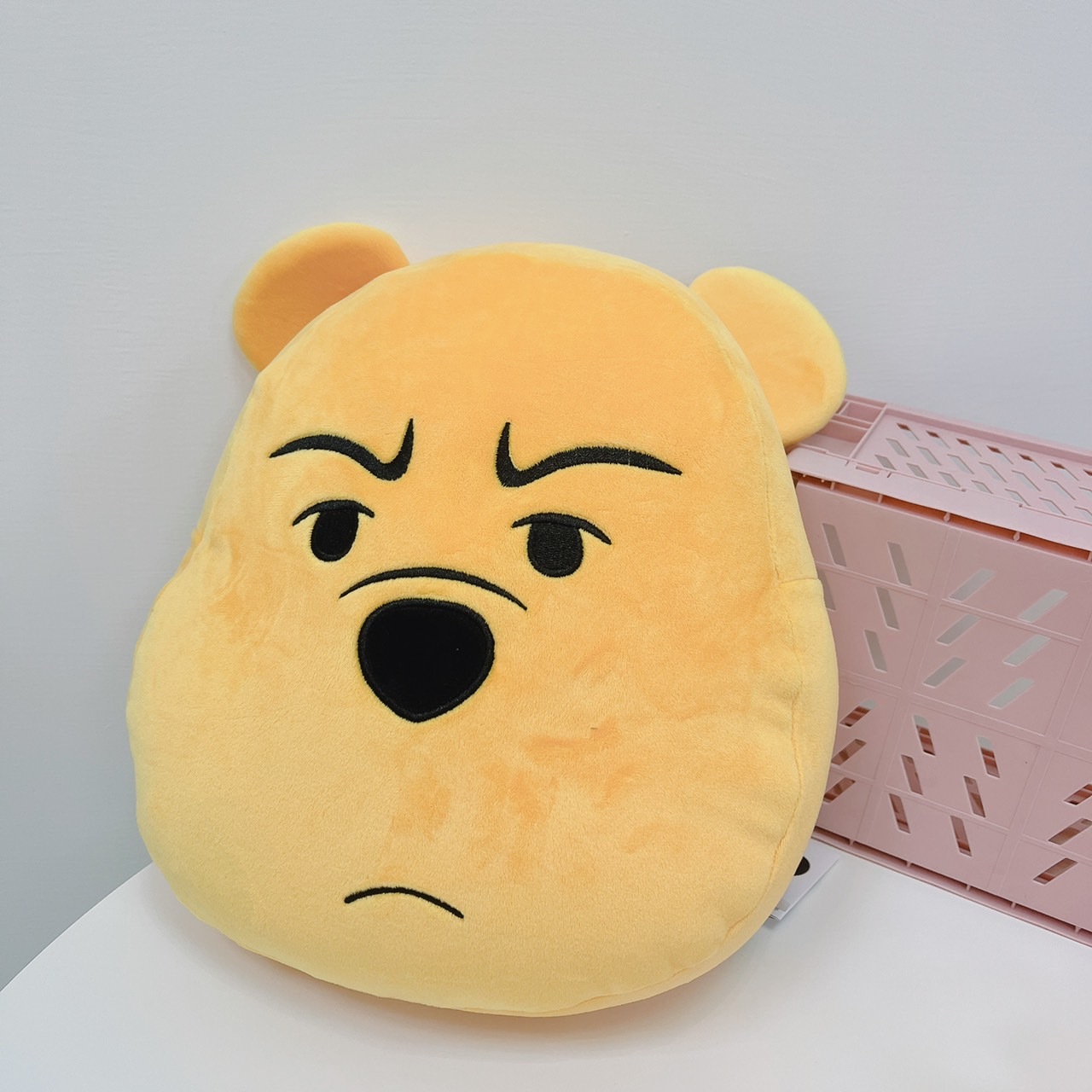 【現貨】迪士尼皺眉頭維尼大頭靠枕 吊飾