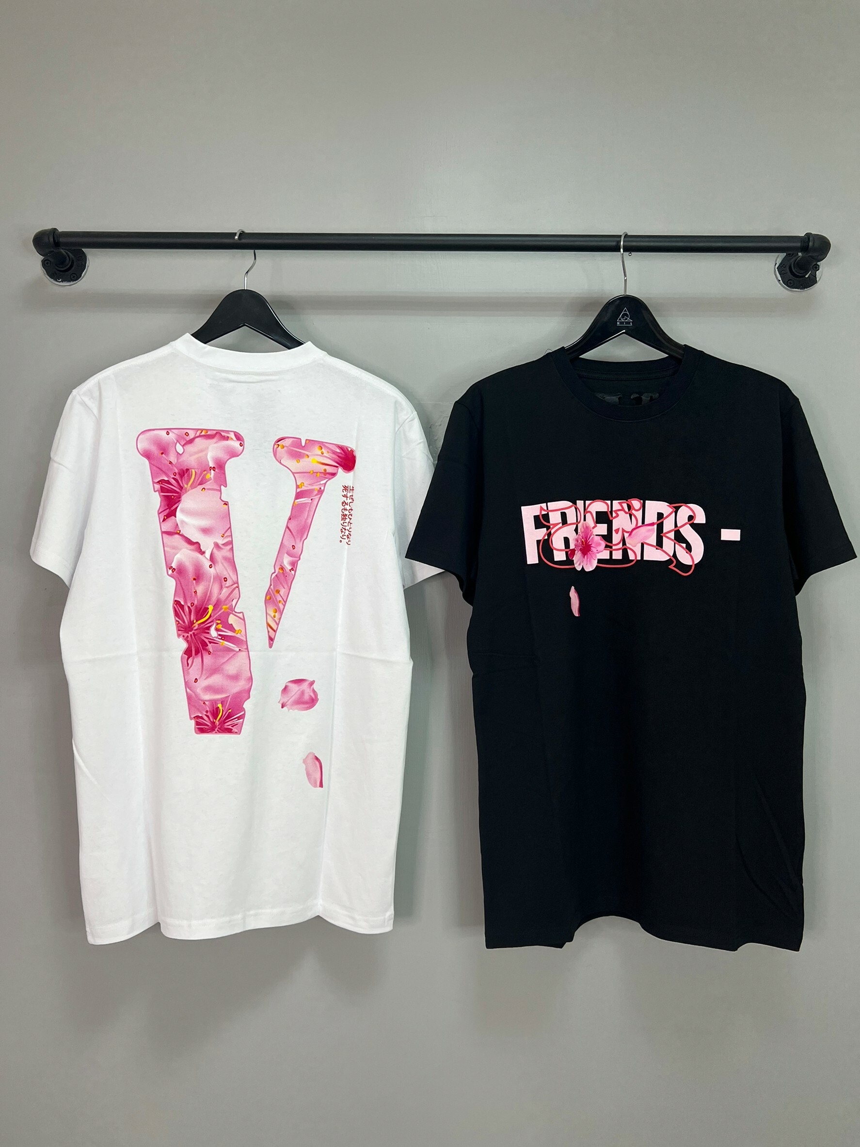 VLONE x ASAP ROCKY FRIENDS LOGO 白黃黑黃短袖