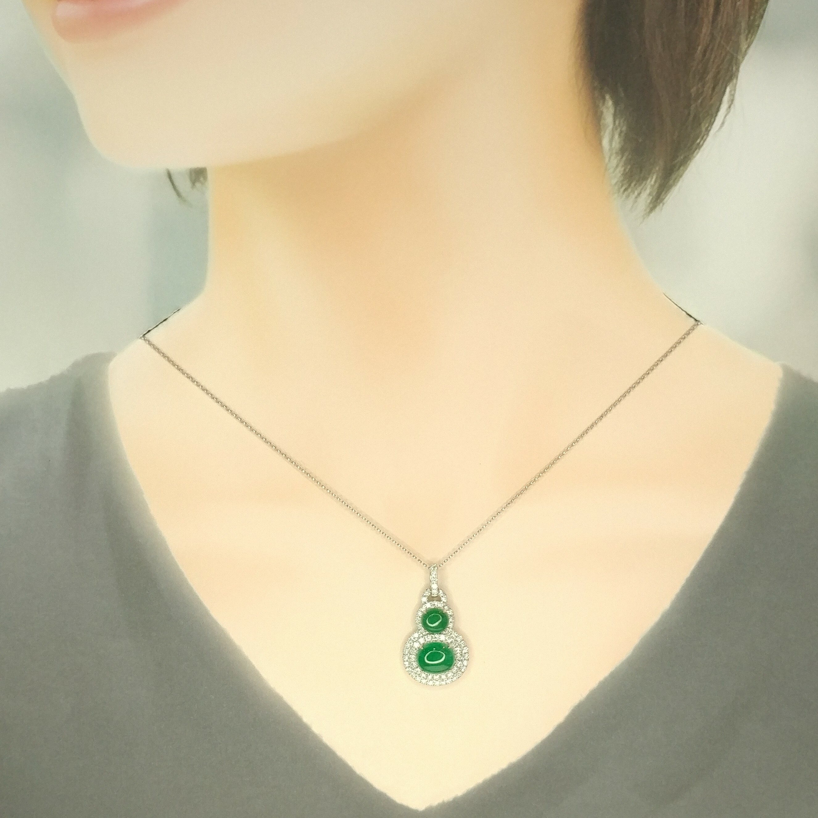 18K White Gold 3.55ct Emerald and Diamond Pendent