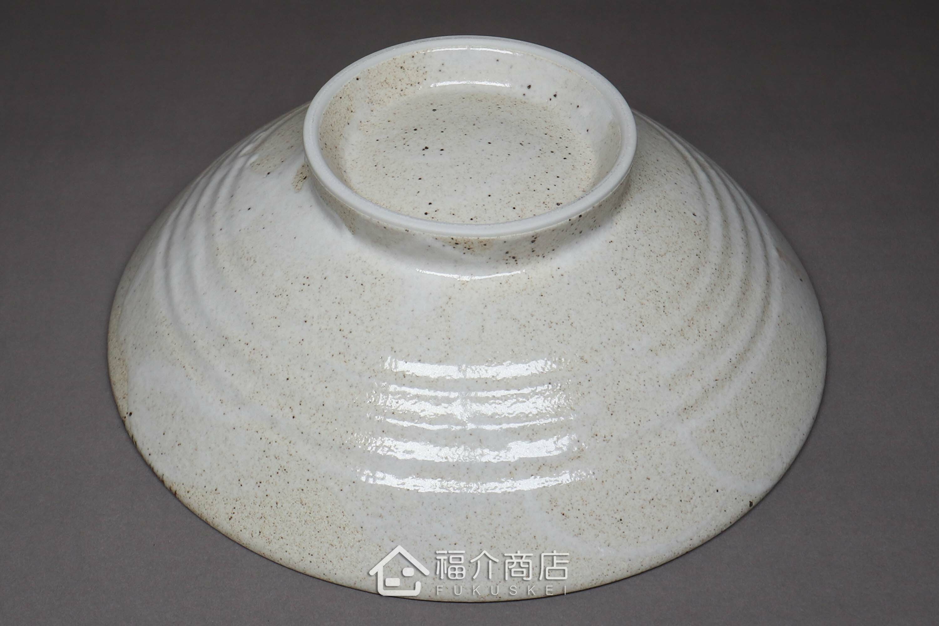 陶瓷材質的拉麵碗