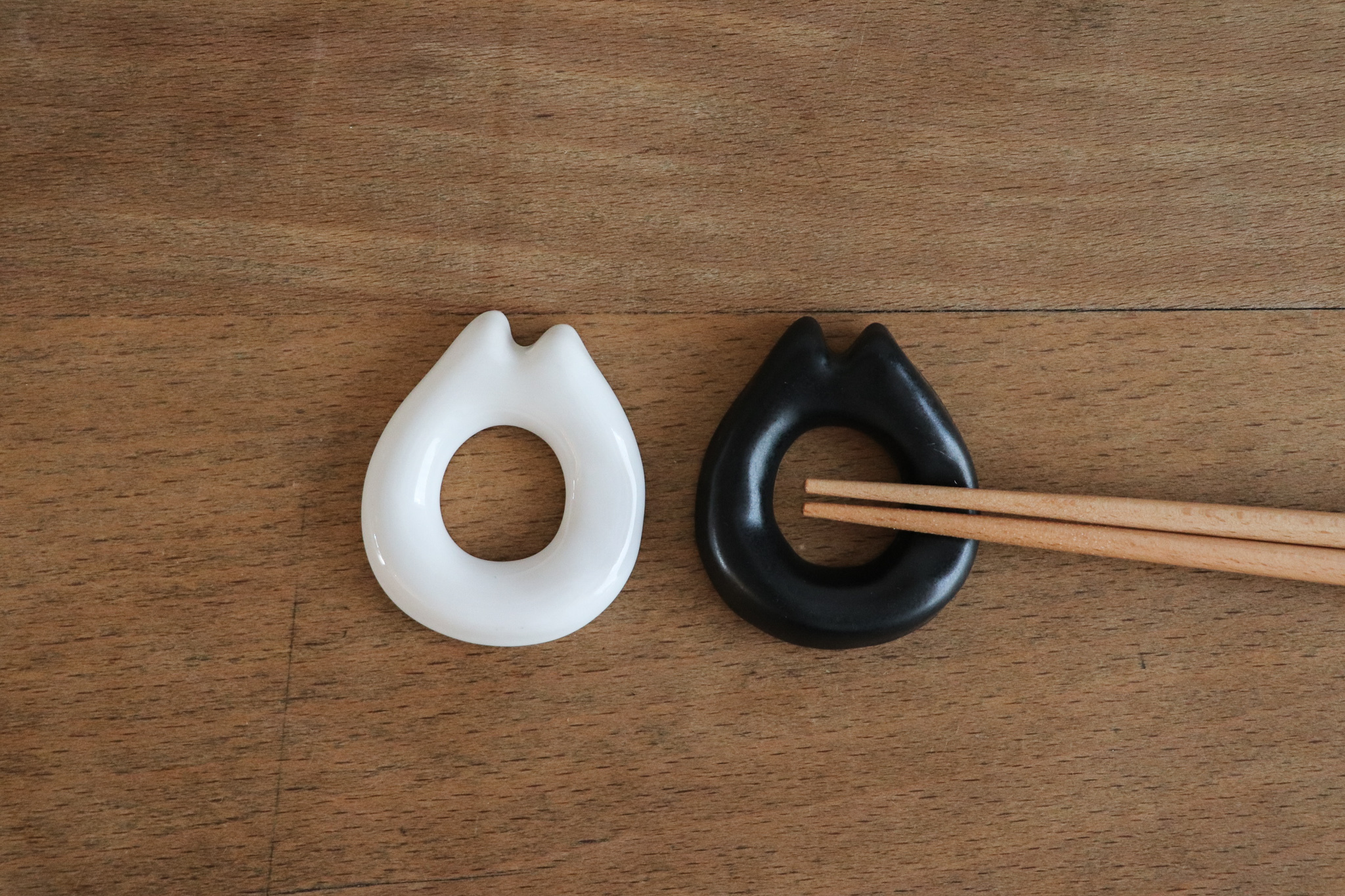 岡部登志子 Toshiko Brand 貓咪筷架