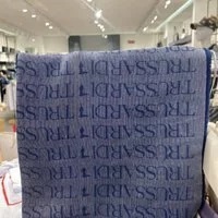 [S] TRUSSARDI 57Z00174 9Y099999 PASHMINA COTTON LOGO ALL OVER JACQUA,WHITE/BLUE NAVY, 8051932280871 (STJ37)