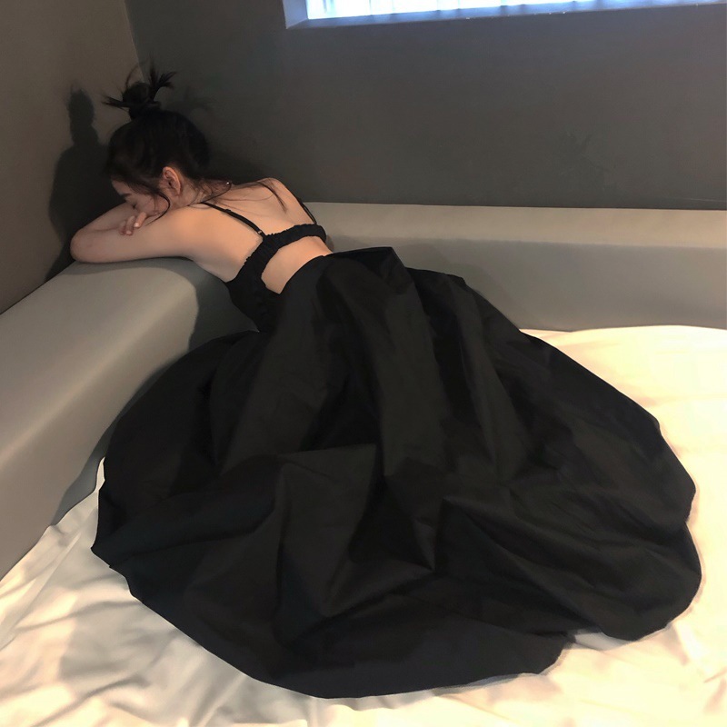 簡約法式 質感露背洋裝