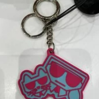 [S] KARL LAGERFELD 22UW3803 K/KOCKTAIL KEYCHAIN,A512 FUCHSIA, 8720092803038 (SKL247)