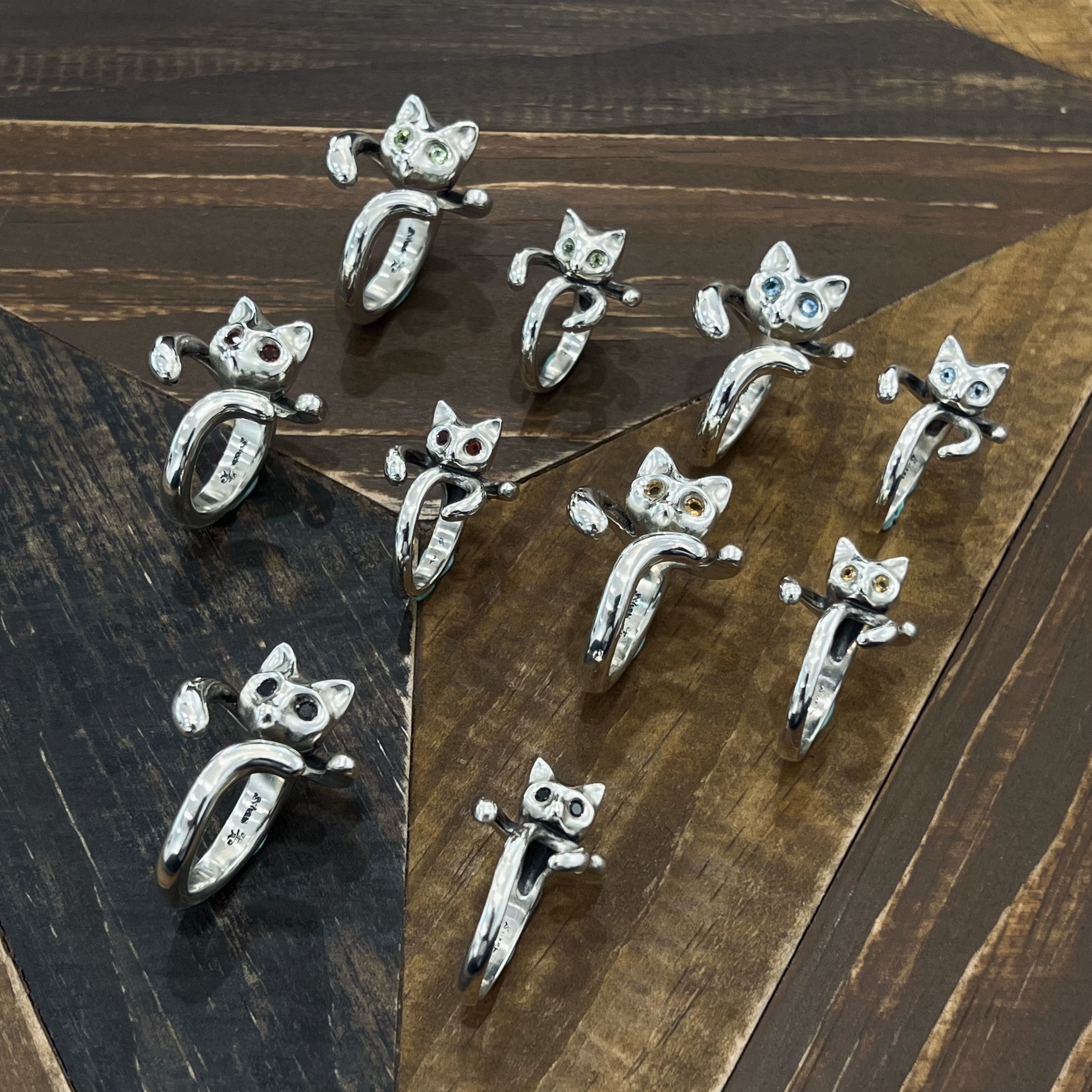 BBM ケイティ Black Cubic