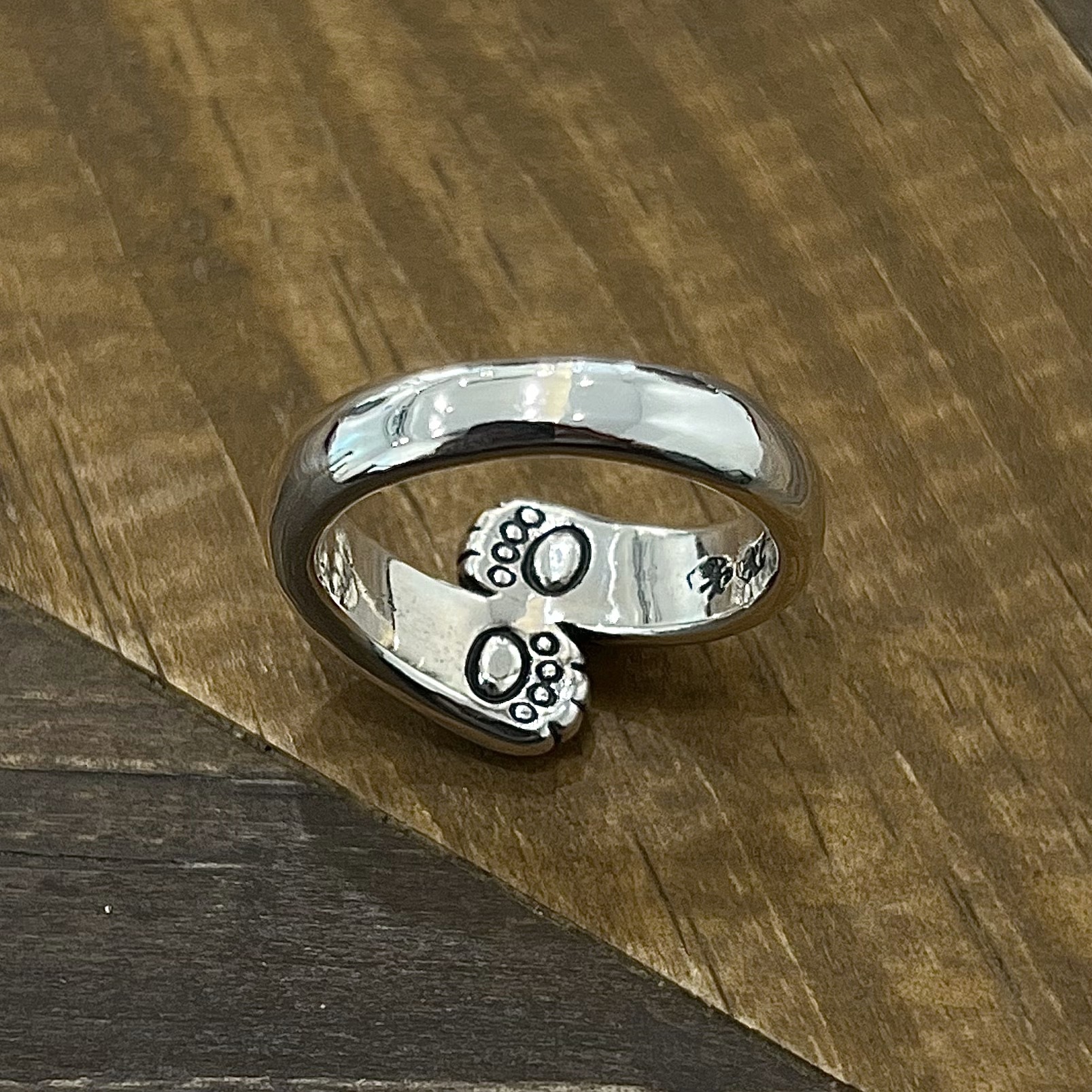 BBM 猫の手戒 貓草彫（vinavast Exclusive）