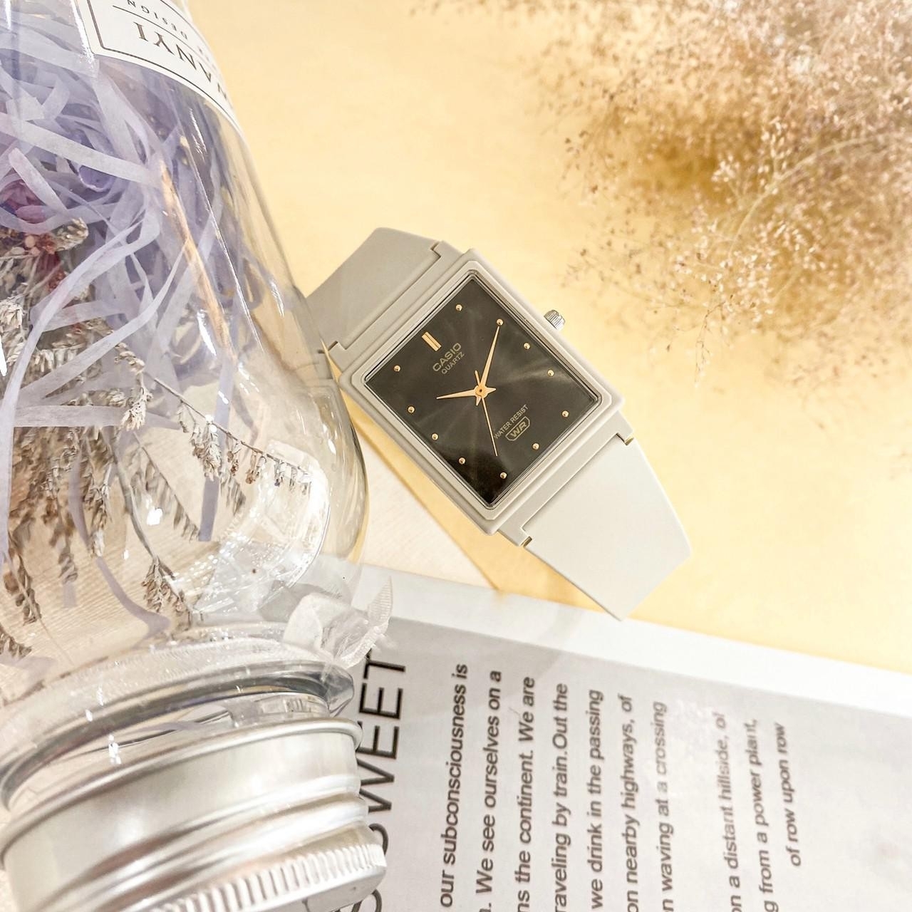 【CASIO 卡西歐】方形霧感指針錶 MQ-38UC-8A 現代鐘錶