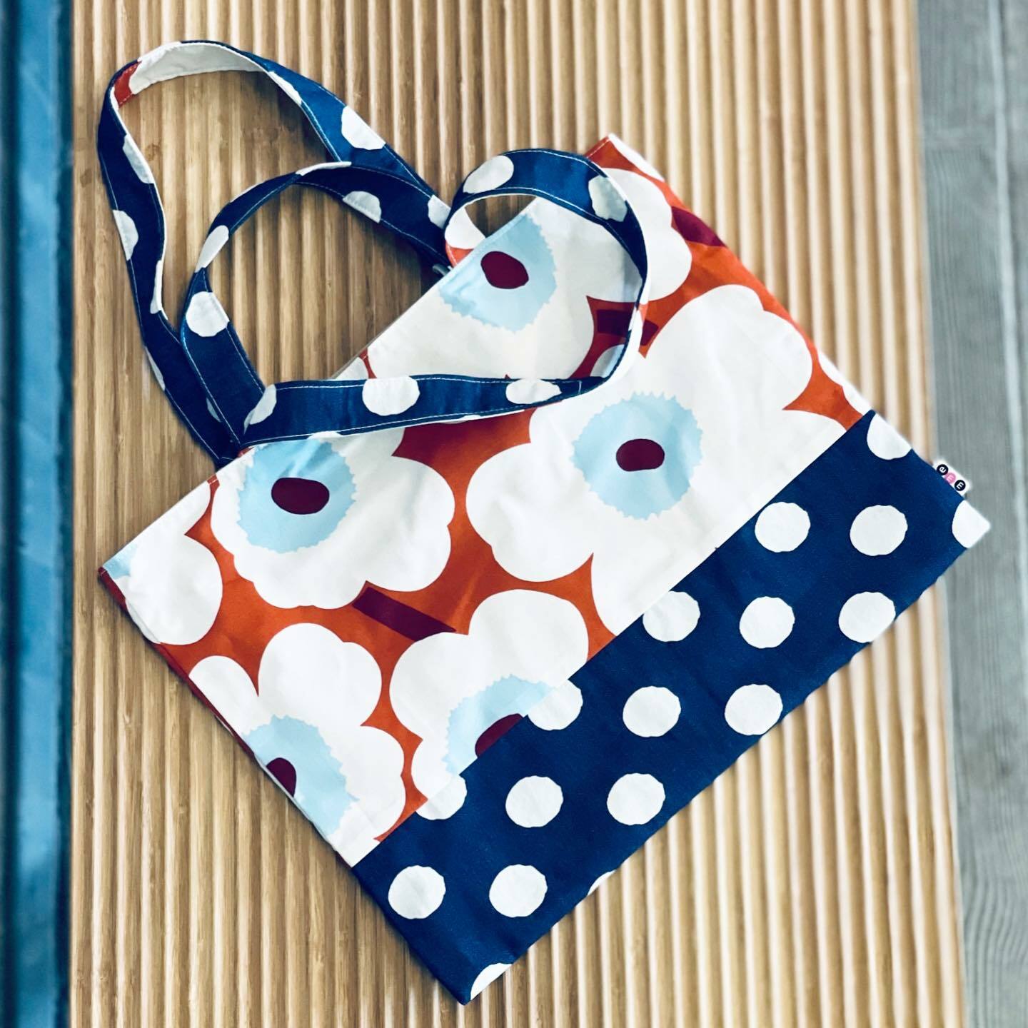 2 ways rectangle tote | by marimekko orange unikko fabric x denim dot fabric