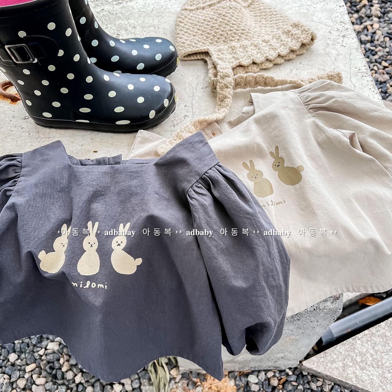 方領中秋兔兔泡泡袖上衣