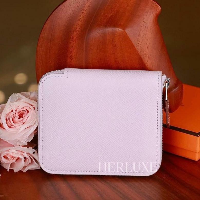 Silkin compact 09 mauve pale/ 0M chai/ 10 craie epsom