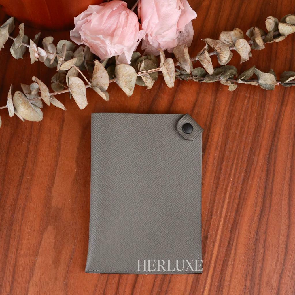 Tarmac passport holder pm 0L gris meyer epsom
